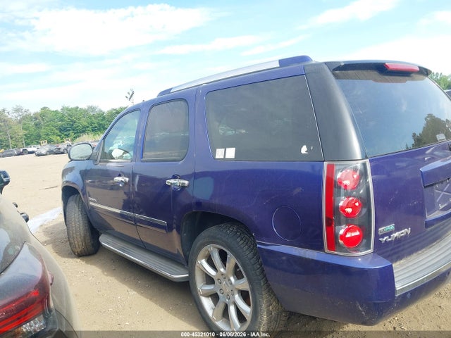 GMC Yukon Denali