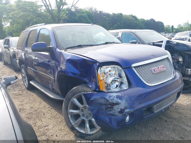Salvage GMC Yukon Image