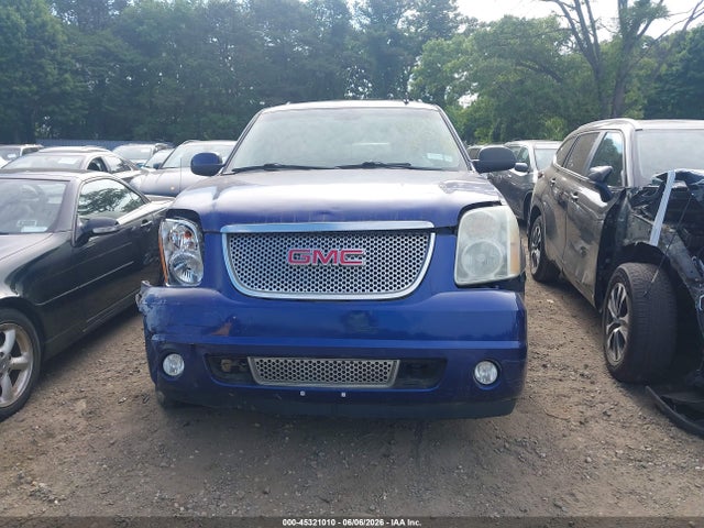GMC Yukon Denali