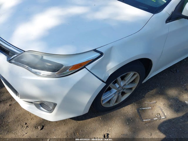 Toyota Avalon Xle Premium