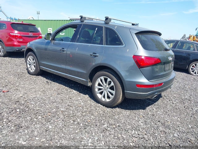 Audi Q5 2.0t Premium