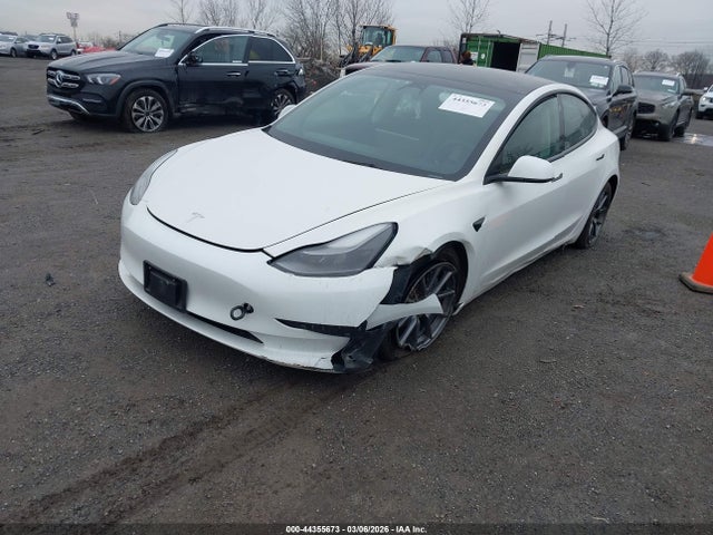 Tesla Model 3 Rear-wheel Drive