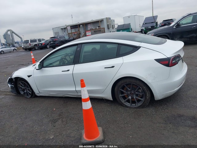Tesla Model 3 Rear-wheel Drive