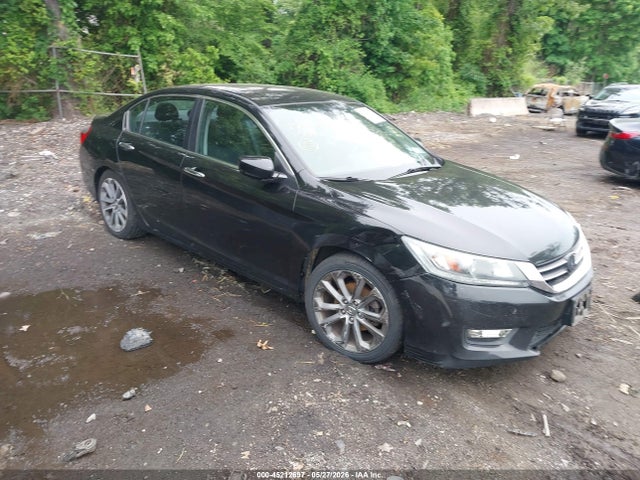 Salvage Honda Accord Image