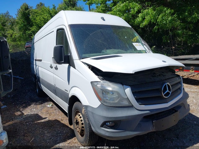 Salvage Mercedes-Benz Sprinter 3500 Image