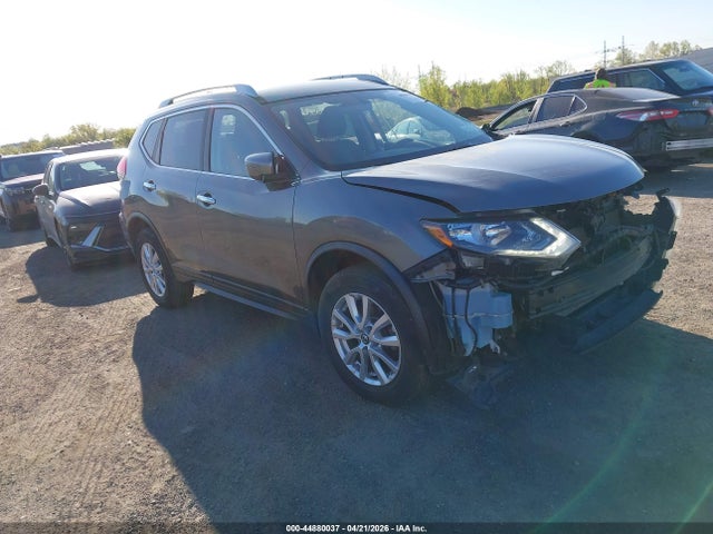 Salvage Nissan Rogue Image