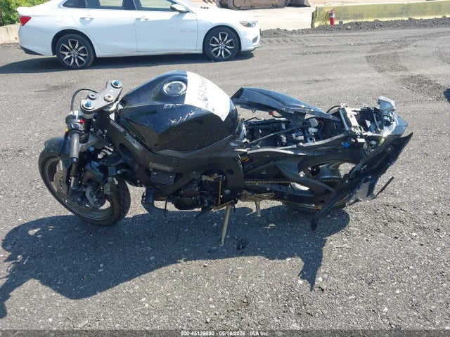 Suzuki Gsx-r750