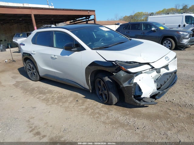 Salvage Toyota bZ4X Image