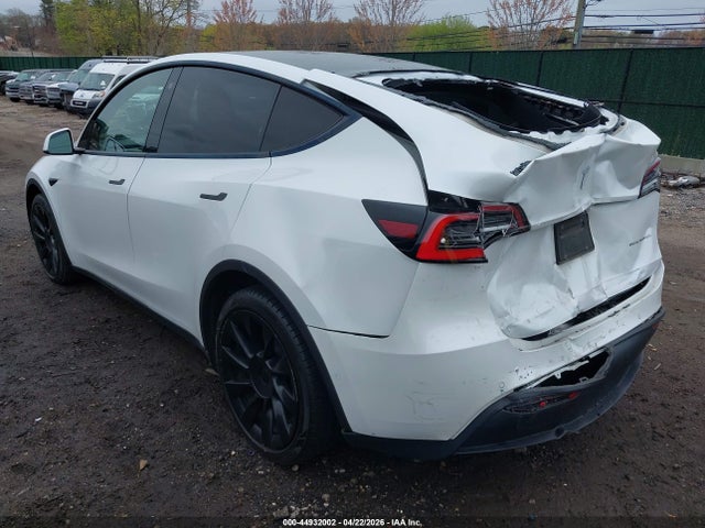 Tesla Model Y Long Range Dual Motor All-wheel Drive