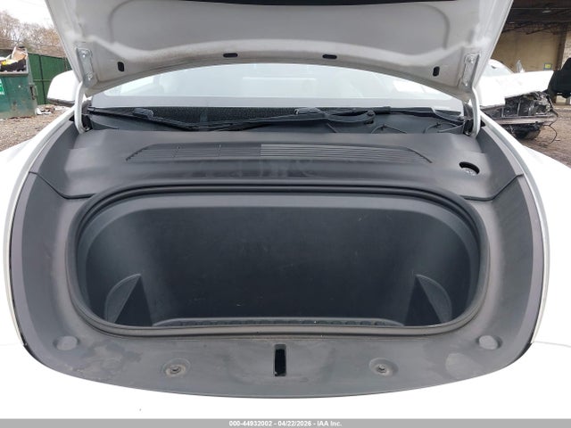 Tesla Model Y Long Range Dual Motor All-wheel Drive