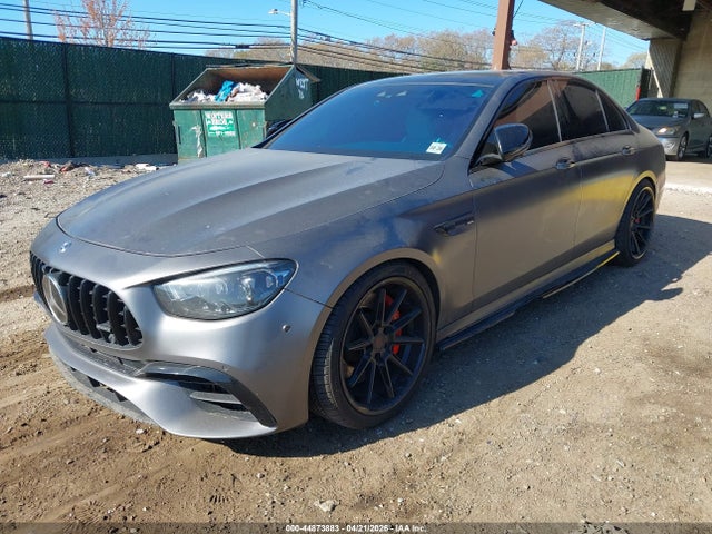 Mercedes-Benz E-Class S 4matic+