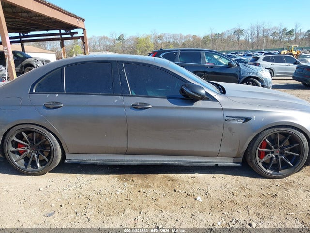Mercedes-Benz E-Class S 4matic+