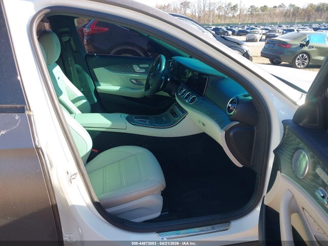 Mercedes-Benz E-Class S 4matic+