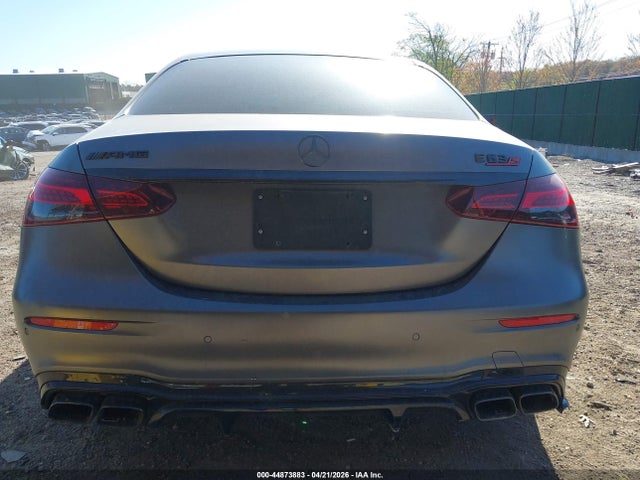 Mercedes-Benz E-Class S 4matic+