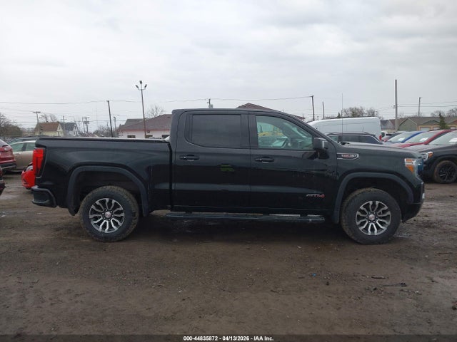 GMC Sierra 1500 4wd  Short Box At4