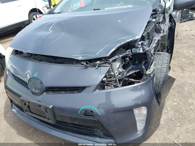 Toyota Prius Three
