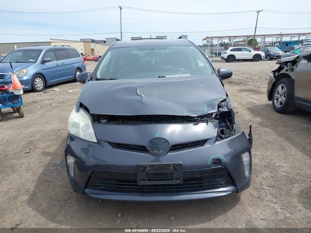 Toyota Prius Three