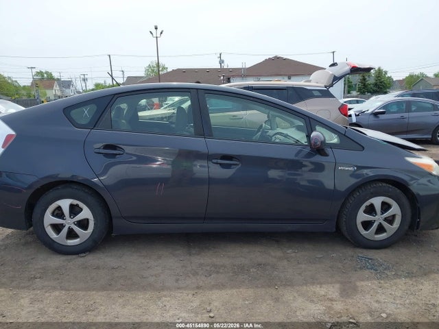 Toyota Prius Three