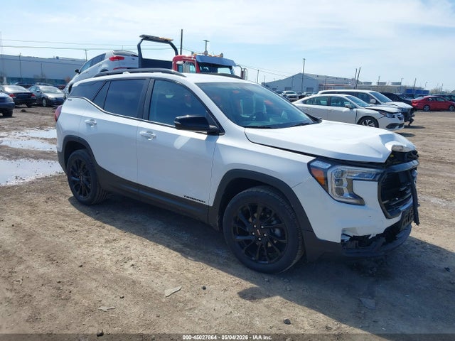 Salvage GMC Terrain Image