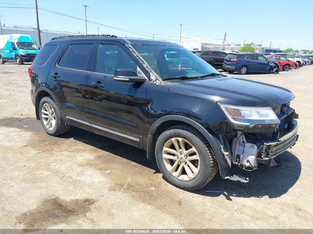 Salvage Ford Explorer Image