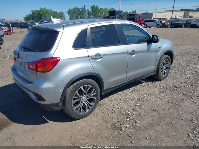 Mitsubishi Outlander 2.0 Es