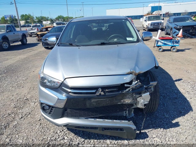 Mitsubishi Outlander 2.0 Es