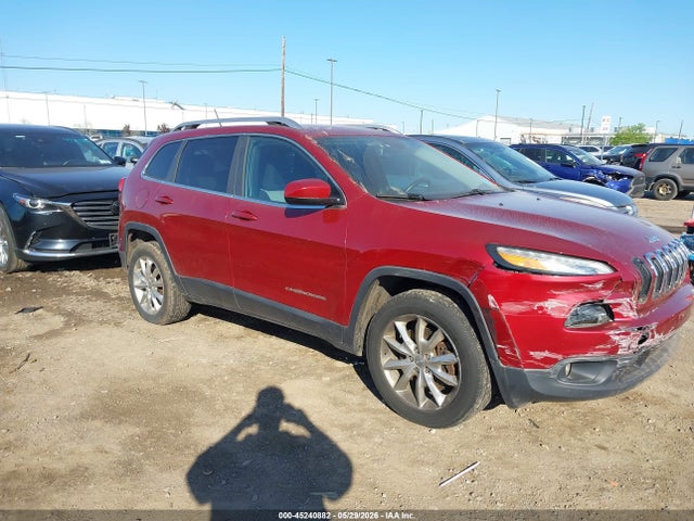 Salvage Jeep Cherokee Image