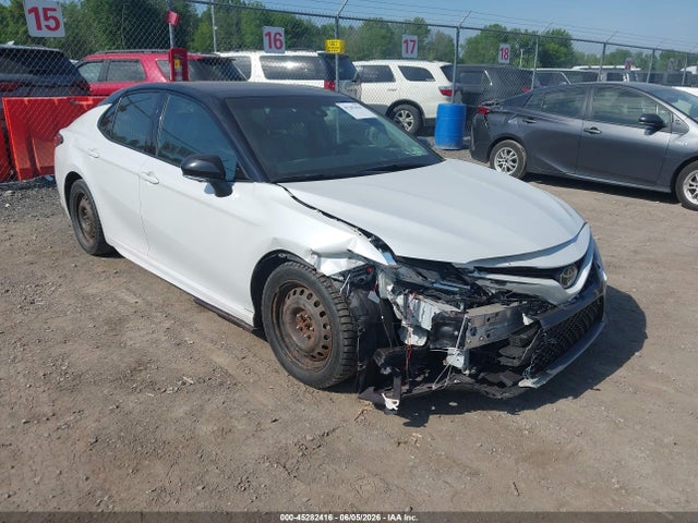 Salvage Toyota Camry Image