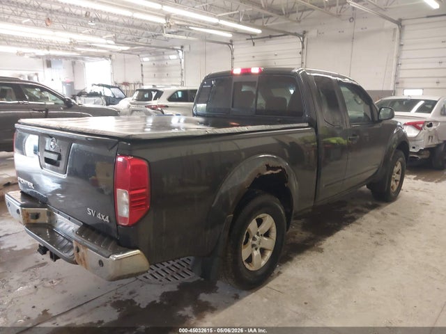 Nissan Frontier Sv