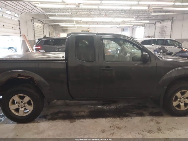 Nissan Frontier Sv