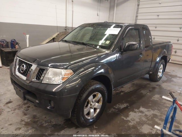 Nissan Frontier Sv