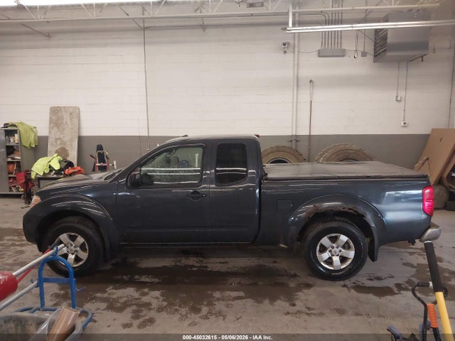 Nissan Frontier Sv