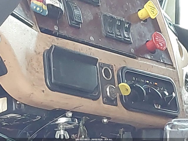 Western Star 5700 Xe Set Back Axle W Sleeper