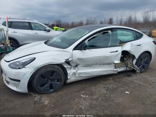 Tesla Model 3 Standard Range Plus Rear-wheel Drive