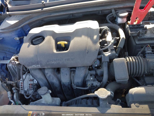 Hyundai ELANTRA Sel