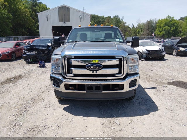 Ford F-250 Xl