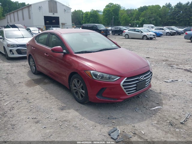 Salvage Hyundai ELANTRA Image