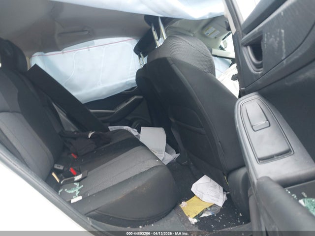 Subaru Impreza Base 5-door