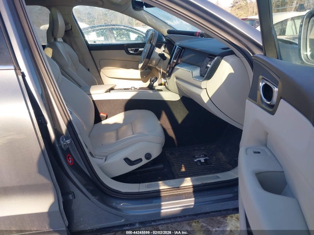 Volvo XC60 T6 Momentum