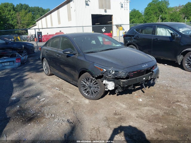 Salvage Kia Forte Image