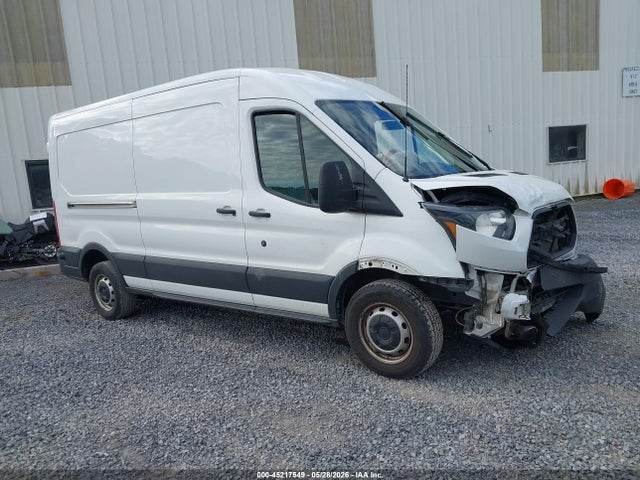 Salvage Ford Transit Image