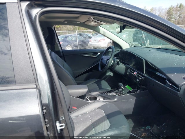 Kia Niro Ex Touring