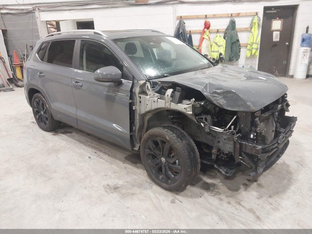 Salvage Volkswagen Taos Image