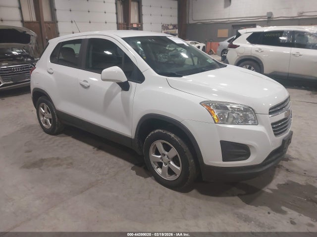 Salvage Chevrolet Trax Image
