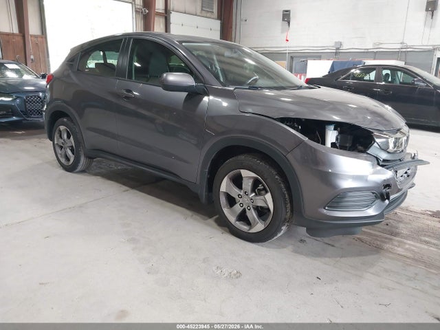 Salvage Honda HR-V Image