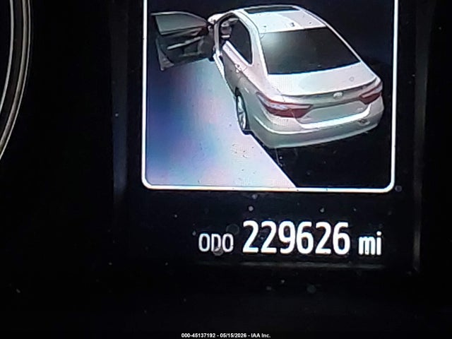 Toyota Camry Le