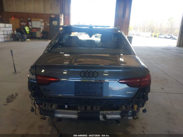 Audi A4 Premium Plus 45 Tfsi S Line Quattro S Tronic