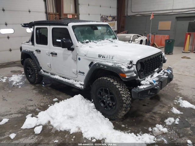 Salvage Jeep Wrangler Image