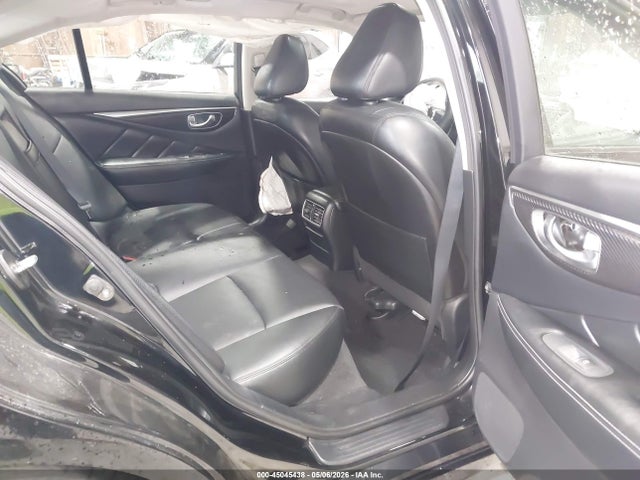 INFINITI Q50 3.0t Luxe