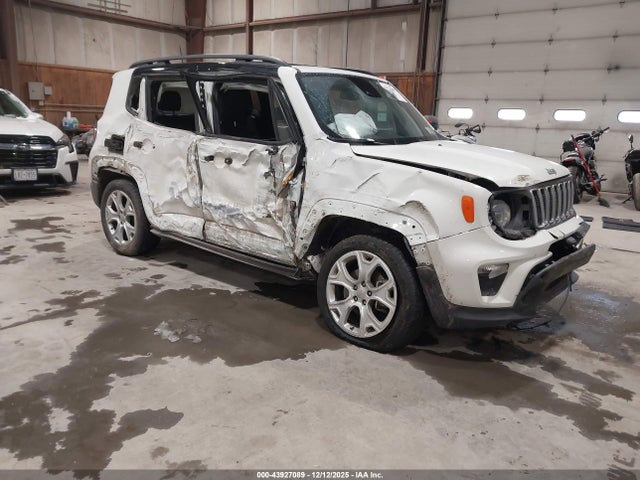 Salvage Jeep Renegade Image